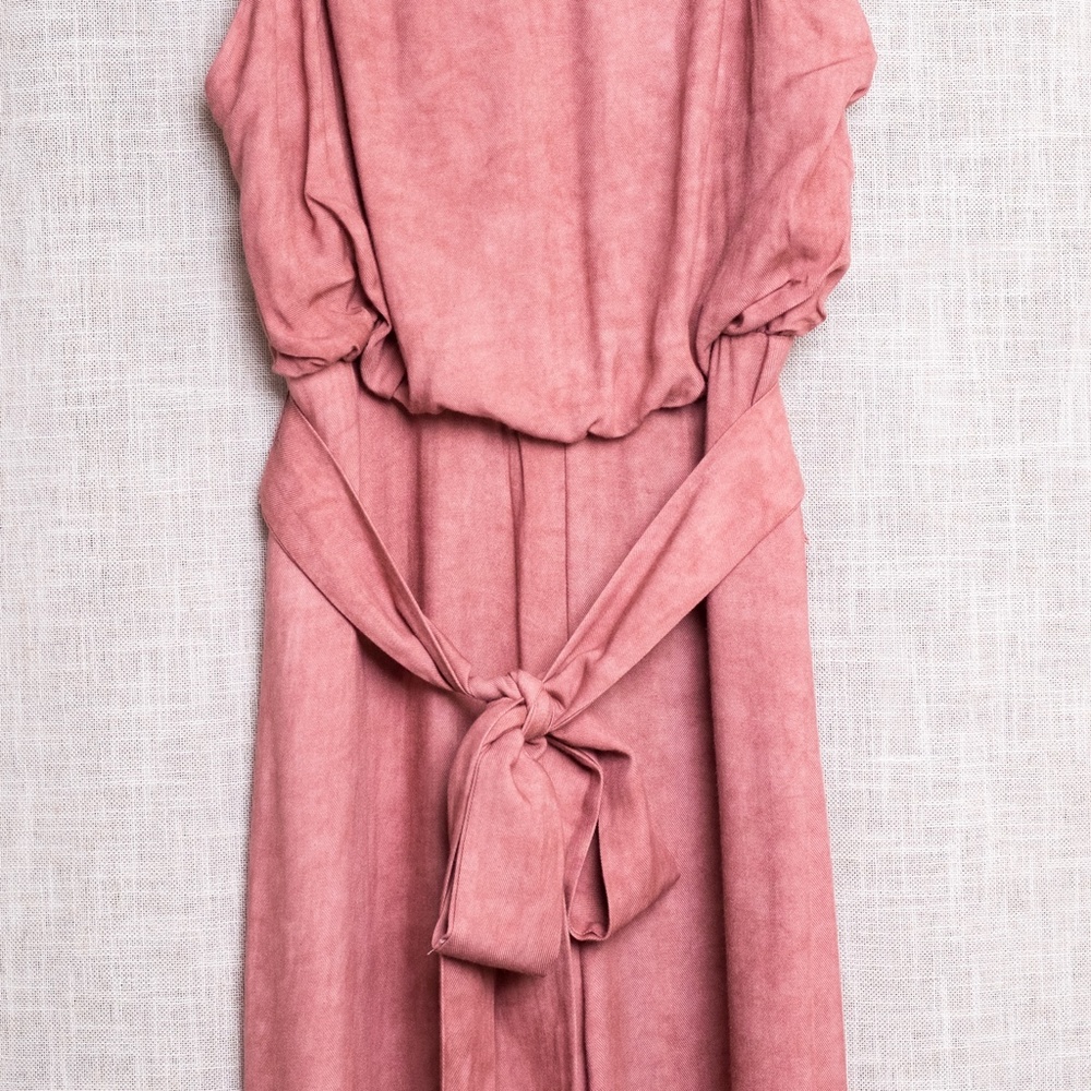 Pink Open-Back Jumpsuit - Picture 4 of 10